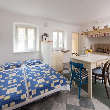 Apartments Mirakul Mali Lošinj Rum bild