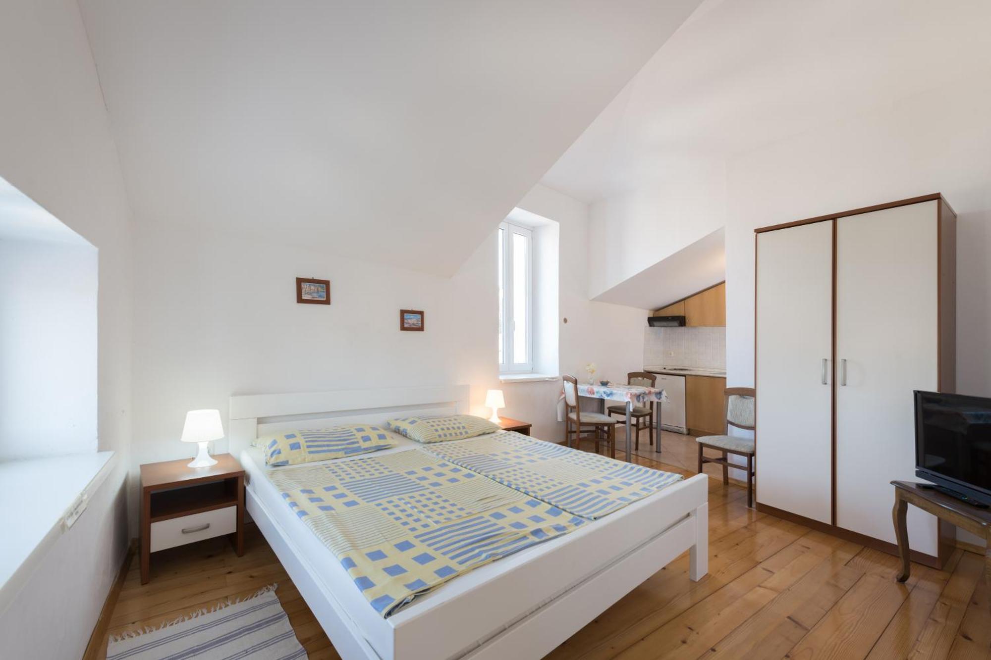 Apartments Mirakul Mali Lošinj Rum bild