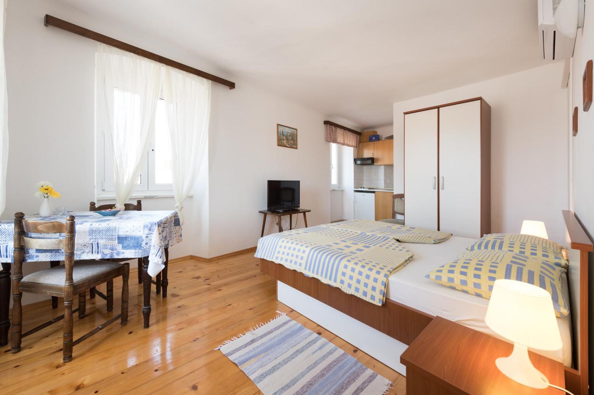 Apartments Mirakul Mali Lošinj Rum bild