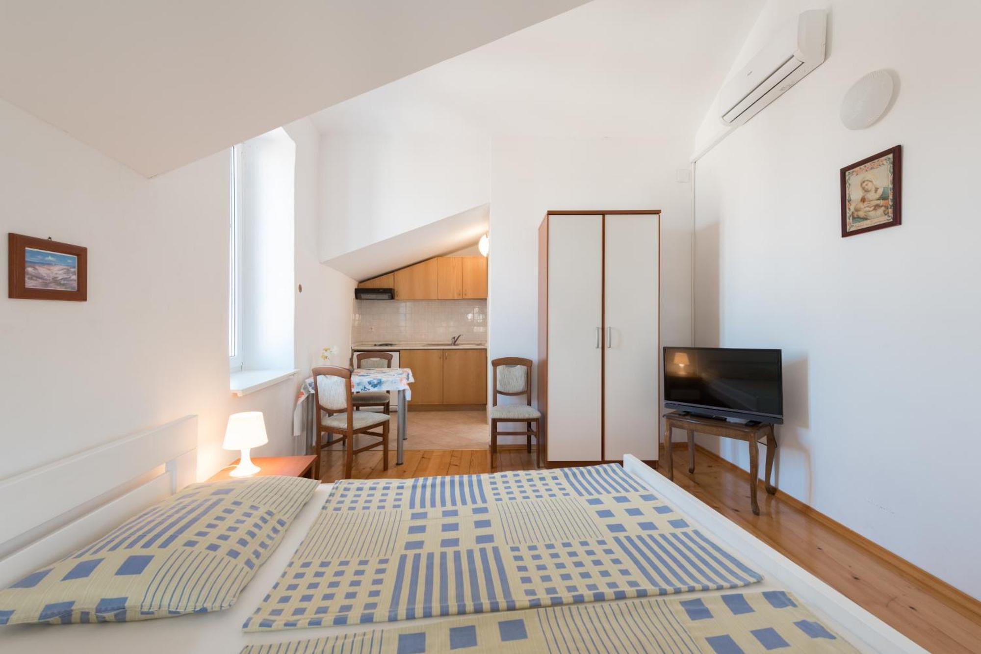 Apartments Mirakul Mali Lošinj Rum bild