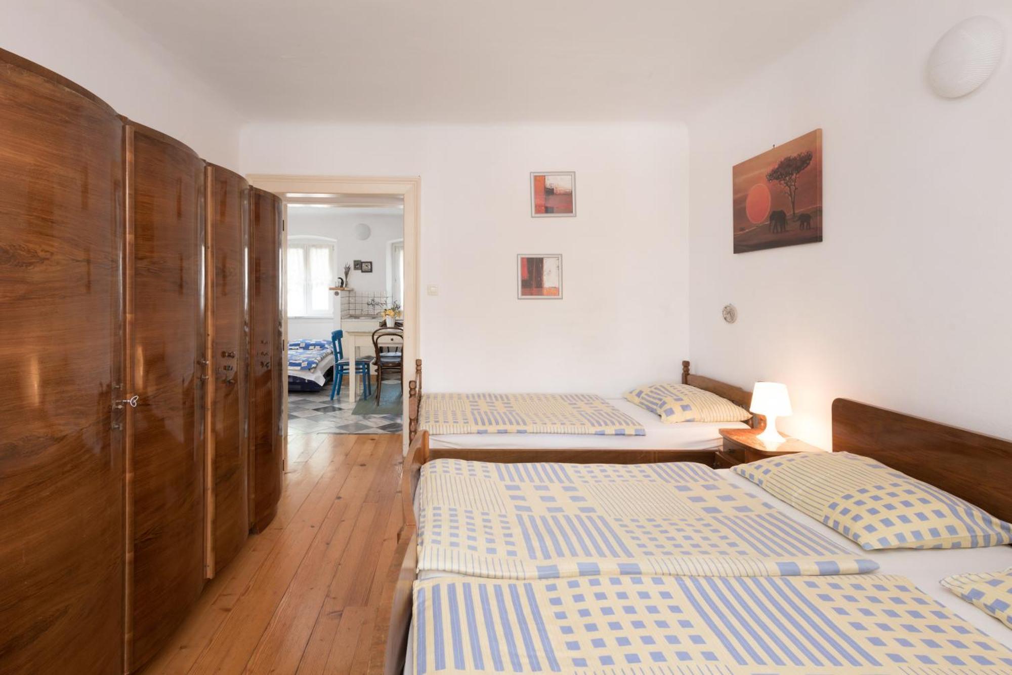 Apartments Mirakul Mali Lošinj Rum bild