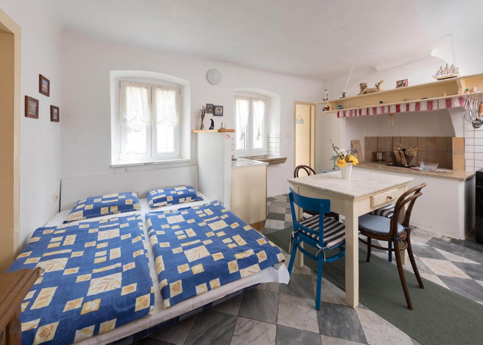 Apartments Mirakul Mali Lošinj Rum bild