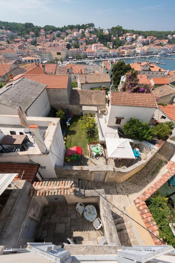 Apartments Mirakul Mali Lošinj Exteriör bild